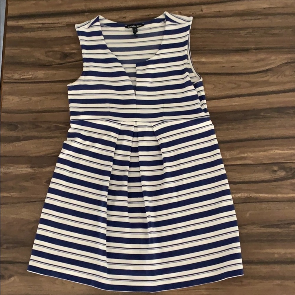 Isabella Oliver Maternity Empire waist top
